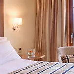 Amphitryon Hotell