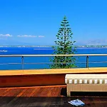 Amphitryon Hotell 5*