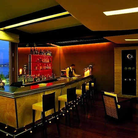 فندق Amphitryon 5*